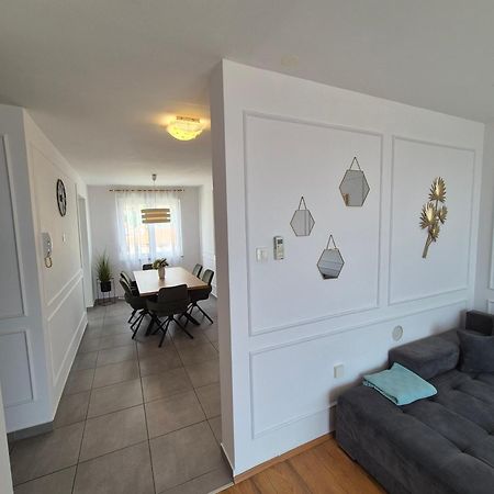 Victory Sea View Apartment 里耶卡 外观 照片